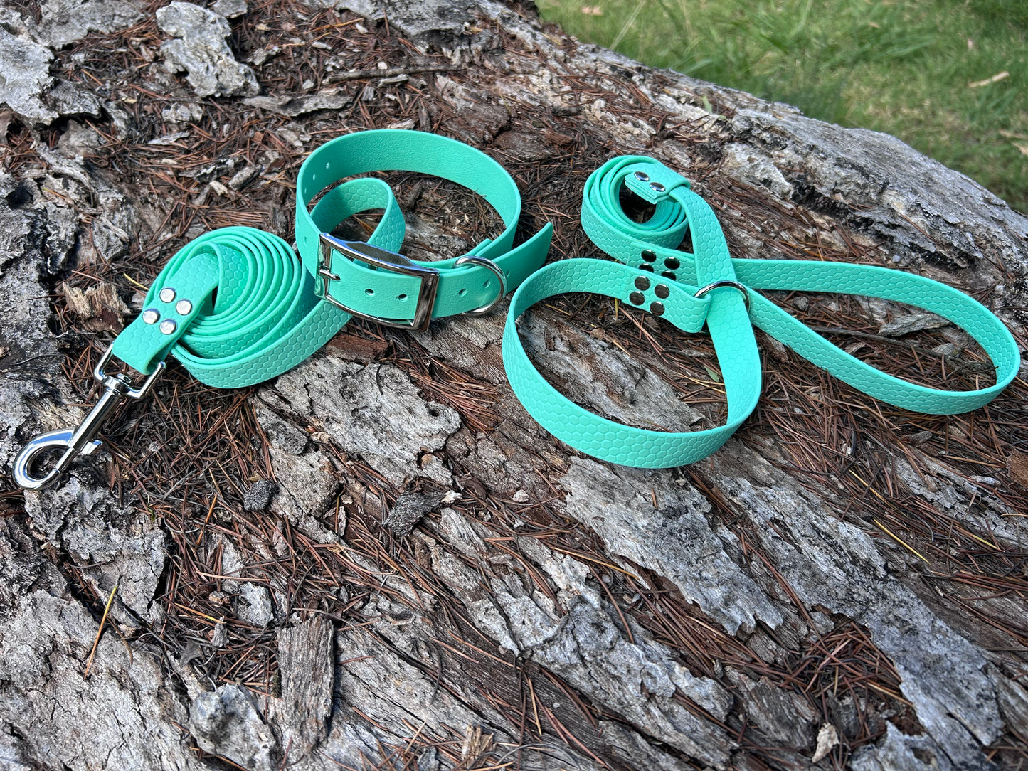 Waterproof Dog Kennel Bundle – Collar Lead and Slip Lead Set | Save 10% Multi-Dog Pack