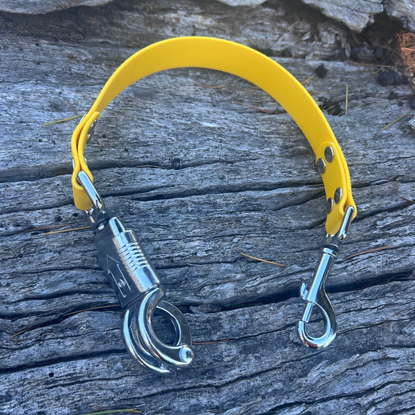 Waterproof Dog Ute Tie – Quick Release | Working Dog Restraint Australia