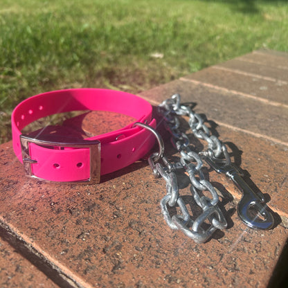 Pink working dog collar with galvanised tie-up chain